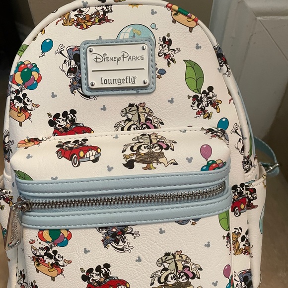Disney Loungefly Backpack Mickey & Minnie Mouse main image 4